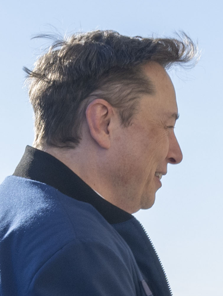 Saham SpaceX Naik 8 Persen, Musk Sebut Merger dengan Tesla Belum Pasti