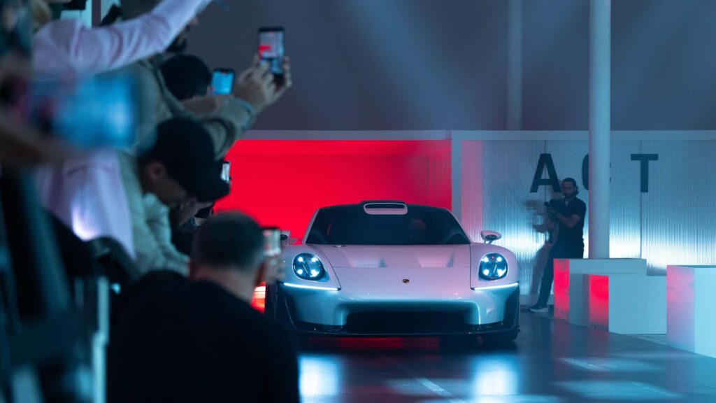 Porsche Tolak Bikin Supercar Listrik: ”Tidak Ada Permintaan”