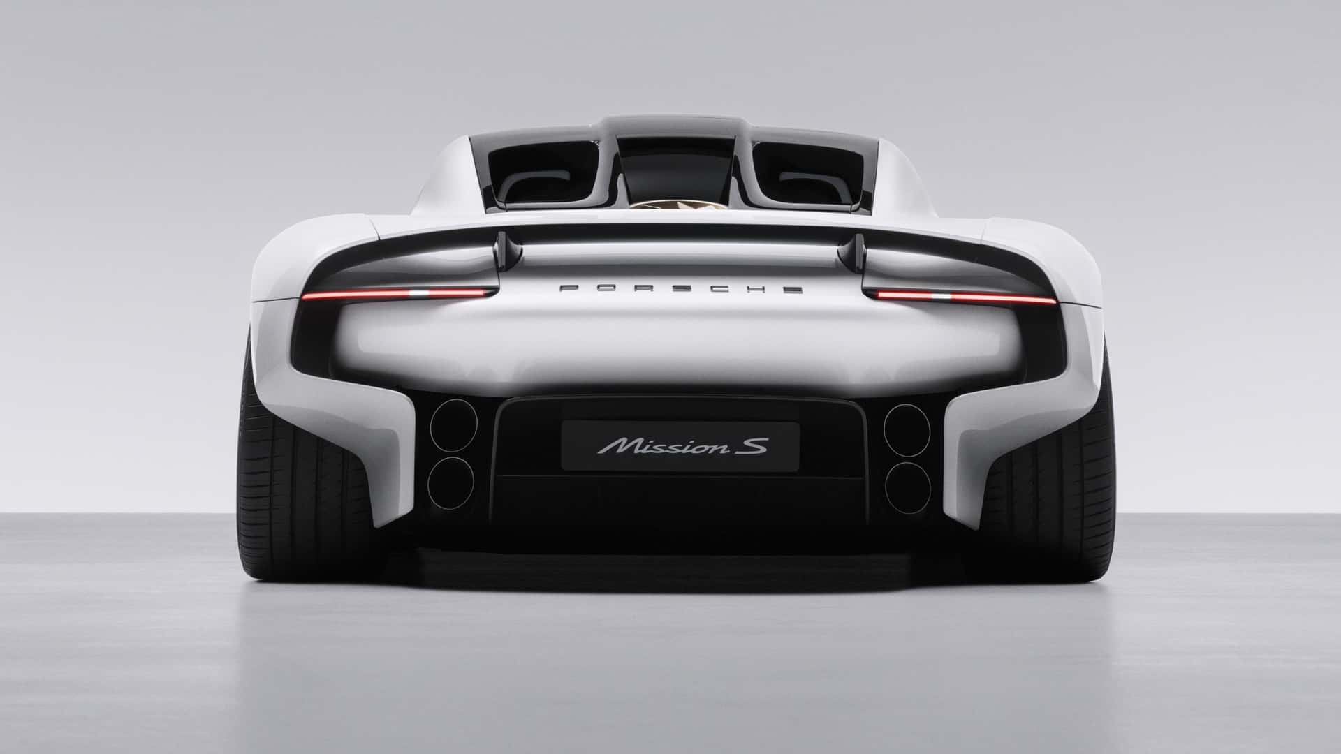 Porsche Mission S tampak belakang